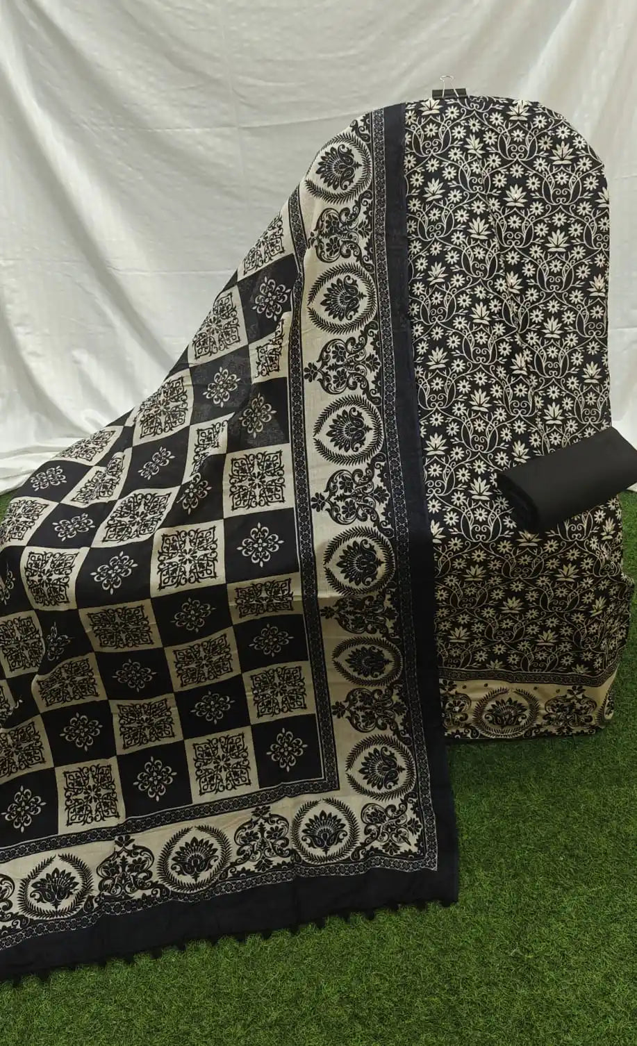 Unstitched premium quality soft cotton suit with soft cotton dupatta and soft cotton bottom unstitched