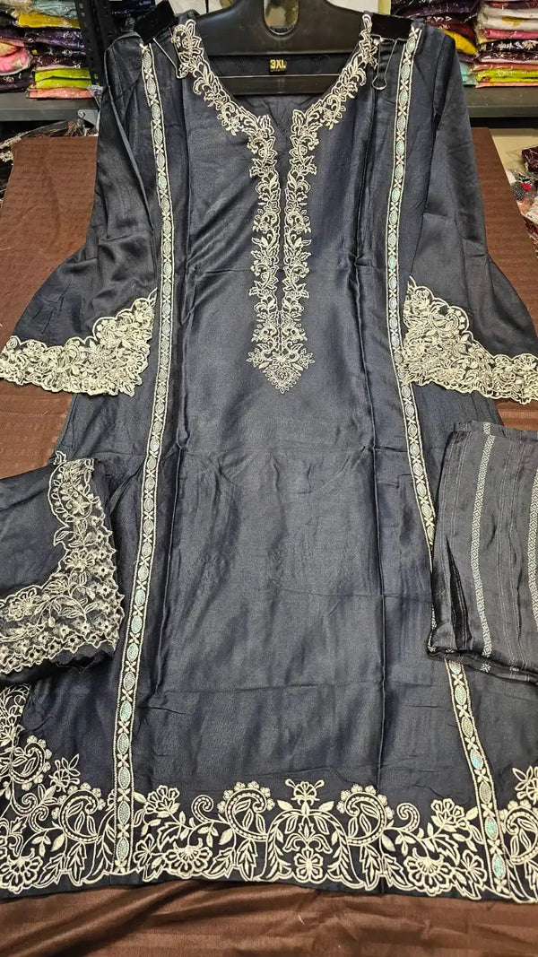 HEAVY KARACHI EMBROIDERED DIGITAL CREPE READYMADES