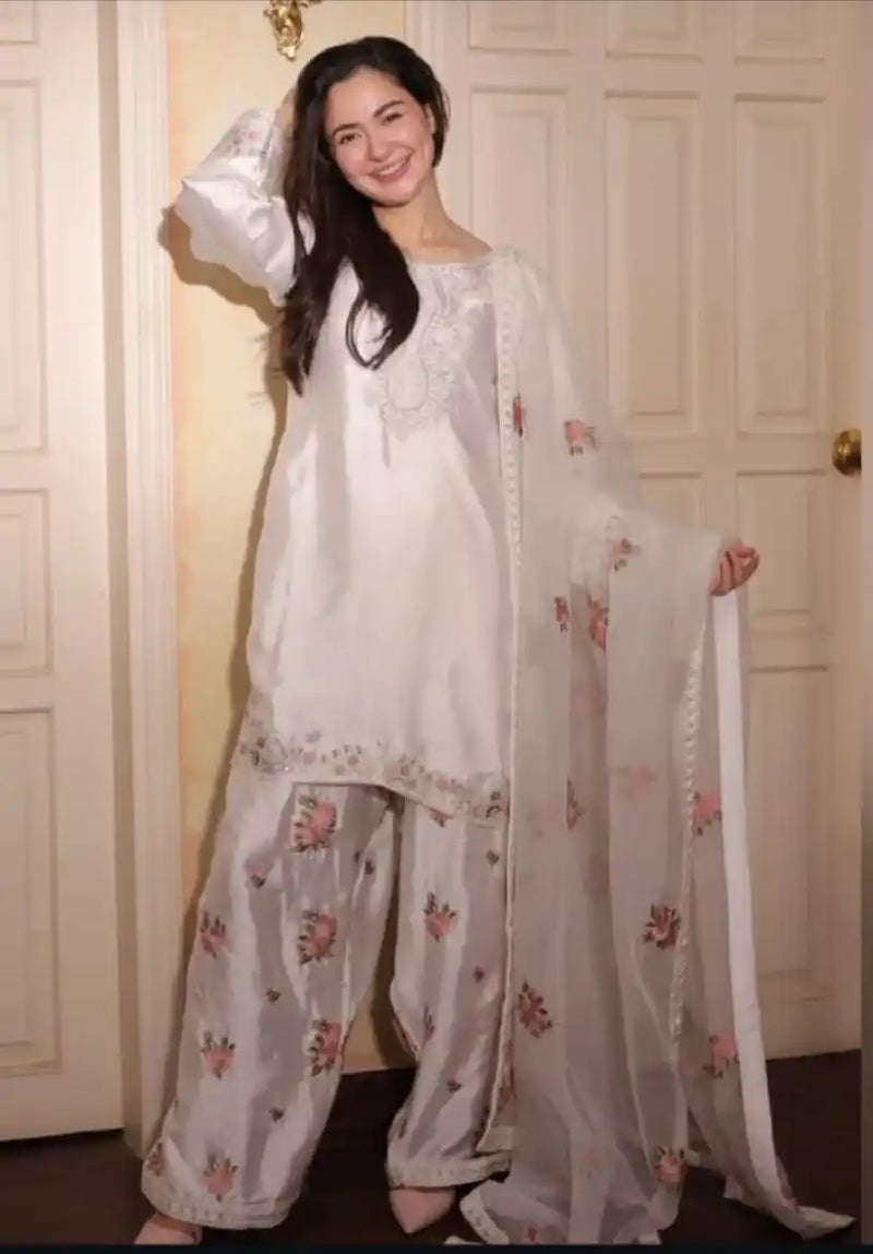 Hania Aamir Inspired Farshi Salwar – Premium Satin Crepe with Handwork & Organza Dupatta