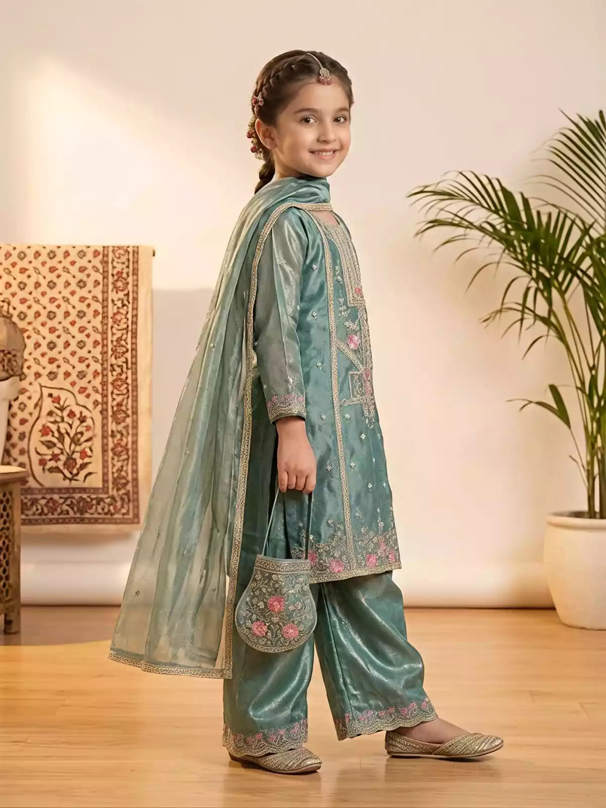 Kidswear Jimmy Choo Designer Collection ✨
