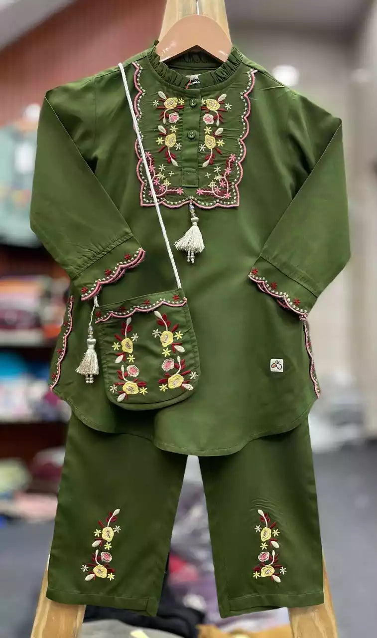 Emb Co-ord set with emb Purce 👜