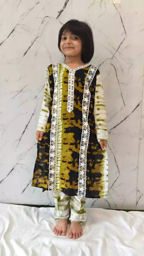 Girls Kids Karachi Lace Rayon Kurta Pant Straight Cut Cord-Sets