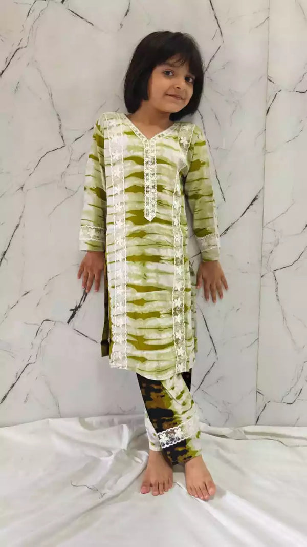 Girls Kids Karachi Lace Rayon Kurta Pant Straight Cut Cord-Sets