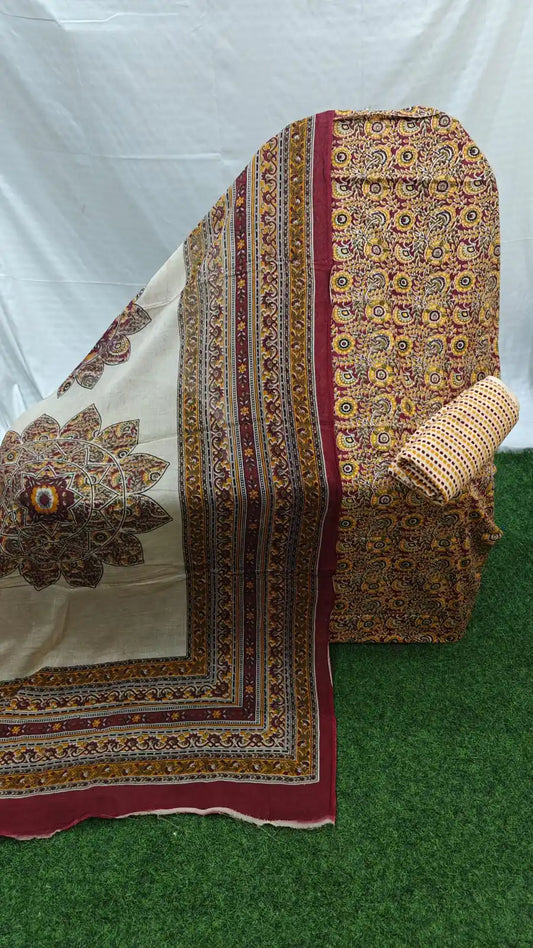 PRINT UNSTITCHED MAMA PRINTS SUIT