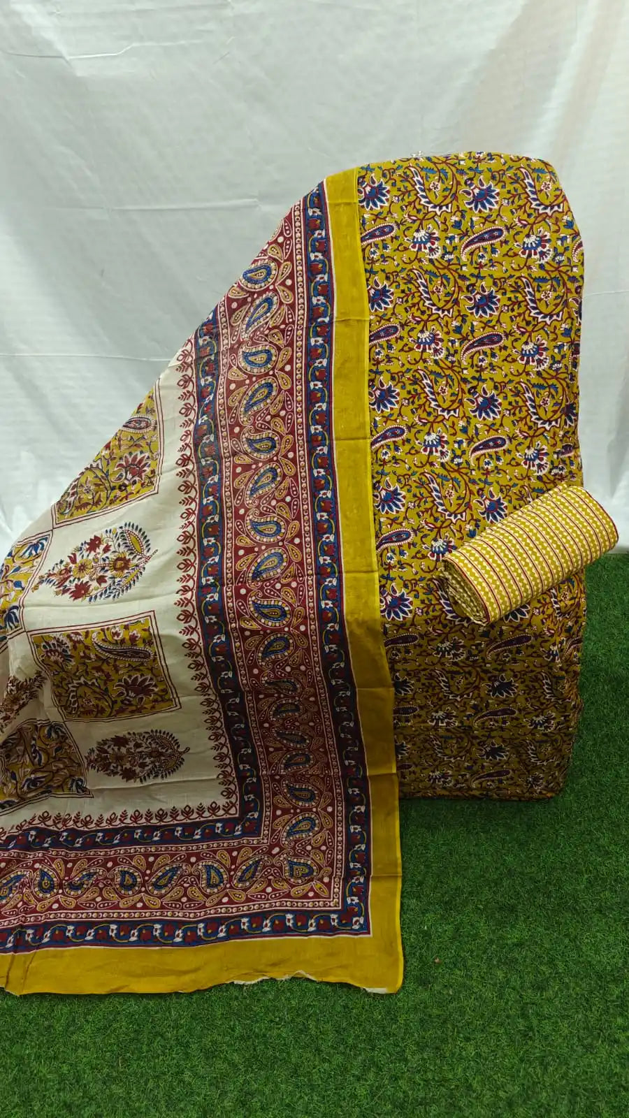 PRINT UNSTITCHED MAMA PRINTS SUIT