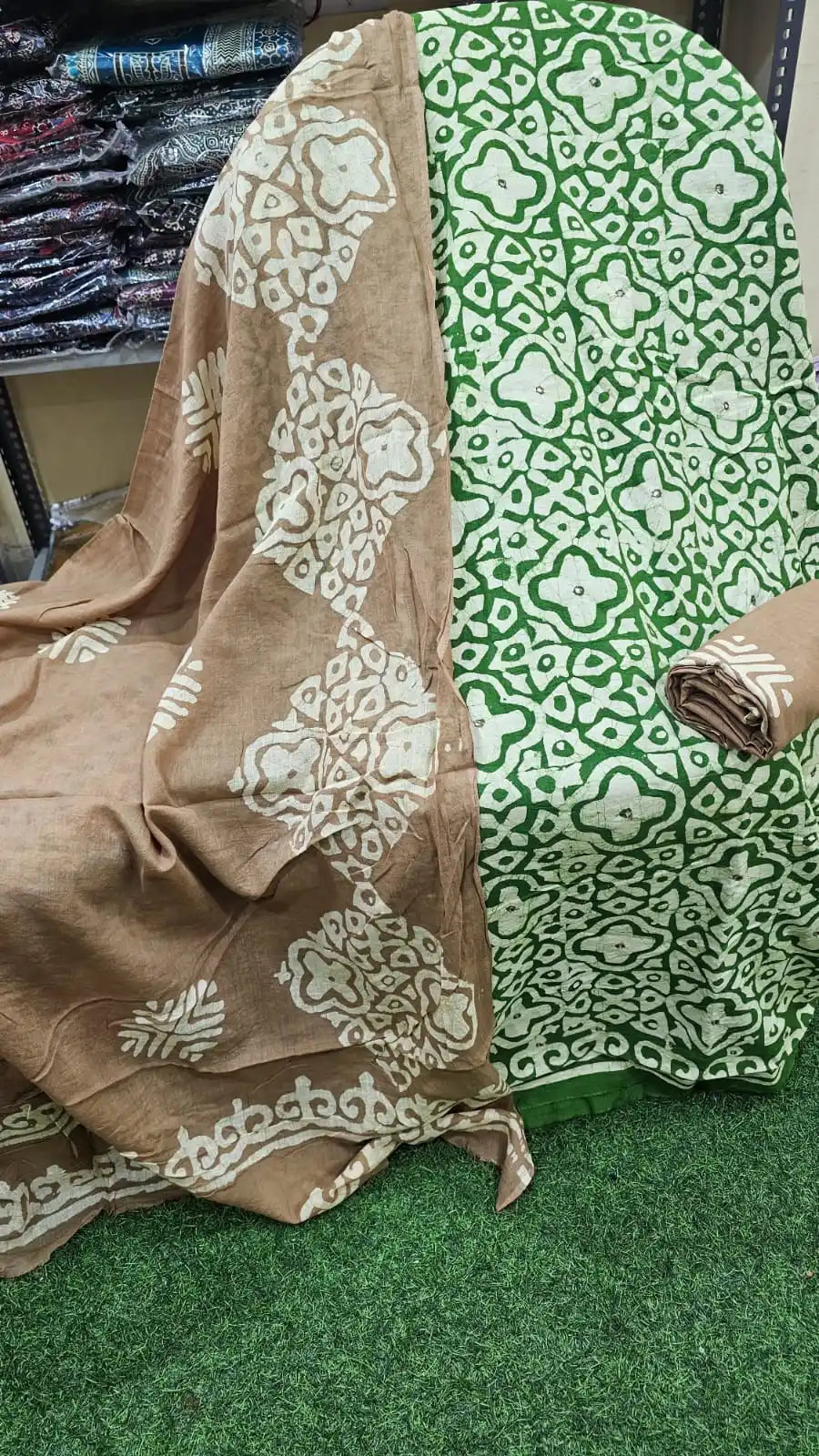 Handloom Cotton Batic Unstitched With Ghadwal Cotton Dupatta