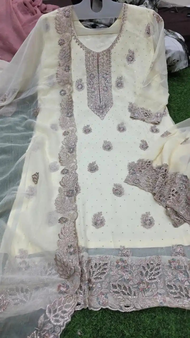 PREMIUM & SOFT JIMMY CHOO READYMADE DESIGNER SUIT WITH INNER PLAZZO