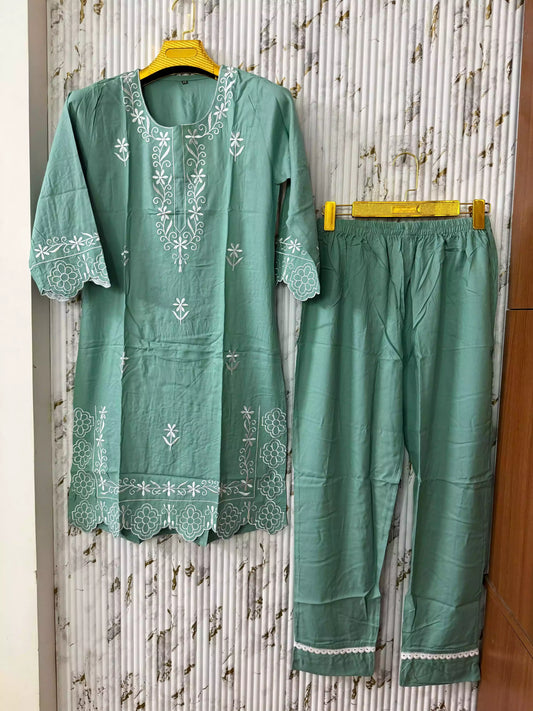 GIRLS RAYON EMBROIDERED CORD SETS HEAVY EMBROIDERED TOP AND LACE ON PANT