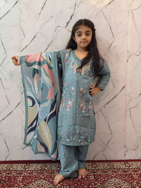Kids Rayon Soft Fabric Karachi Embroidered Kurta Pant With Dupatta