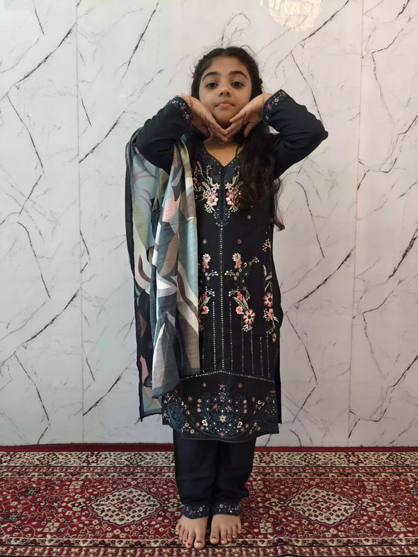 Kids Rayon Soft Fabric Karachi Embroidered Kurta Pant With Dupatta