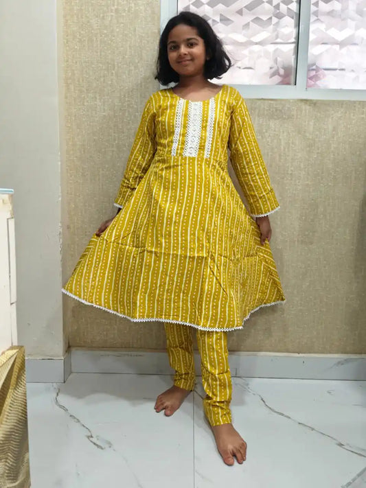 Girls A-line pattern, Neck Crochet Lace & Cotton Pant