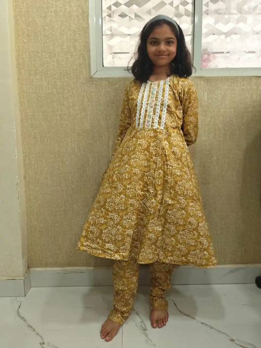 Girls A-line pattern, Neck Crochet Lace & Cotton Pant