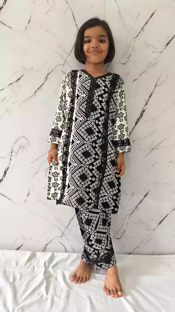 Girls Kids Karachi Lace Rayon Kurta Pant Straight Cut Cord-Sets