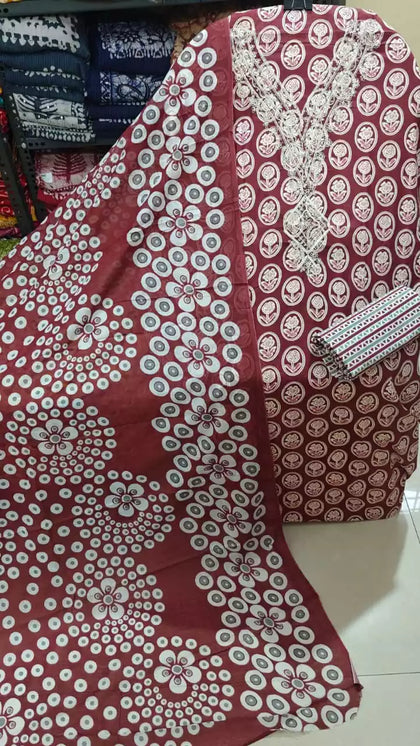 Daily Wear Maroon Floral Ring Print Cotton Unstitched Suit With Lace Embroidery by ASC Fashion Store