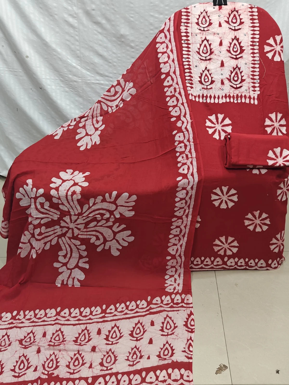 Red Pinwheel Flower Wax Batik Cotton Unstitched Suit By ASC