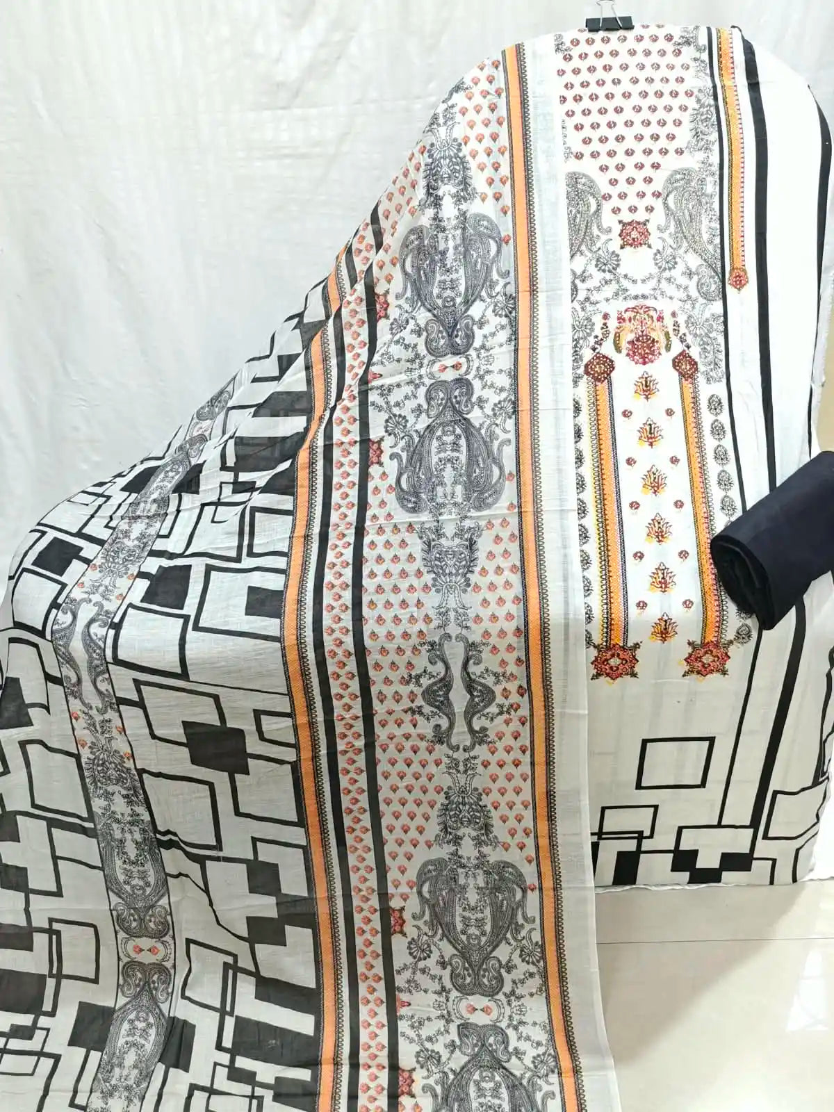 Pannel Print with Checks Print Cotton Unstiched Dress Material